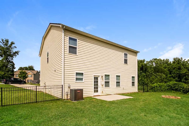 Primary Photo - 206 Sassafras Rd