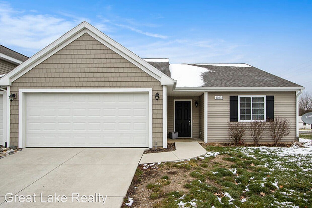 1023 W Villas Dr, Vicksburg, MI 49097 House Rental in Vicksburg, MI