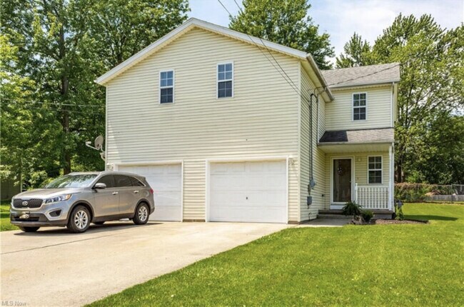 Building Photo - 5044 Clifton Ave