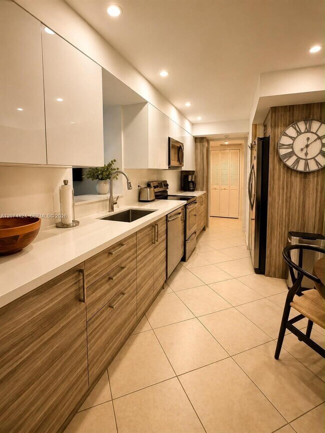 Foto del edificio - 5100 N Ocean Blvd
