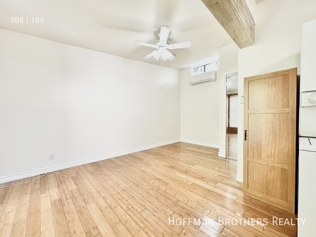Foto del edificio - 3764 Moore St
