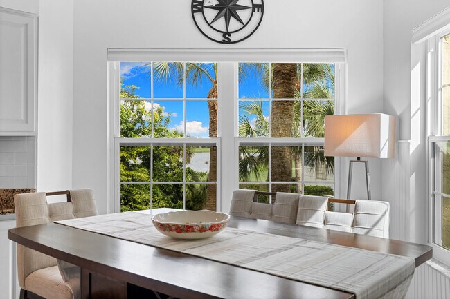 Foto del edificio - 4140 Bayhead Dr