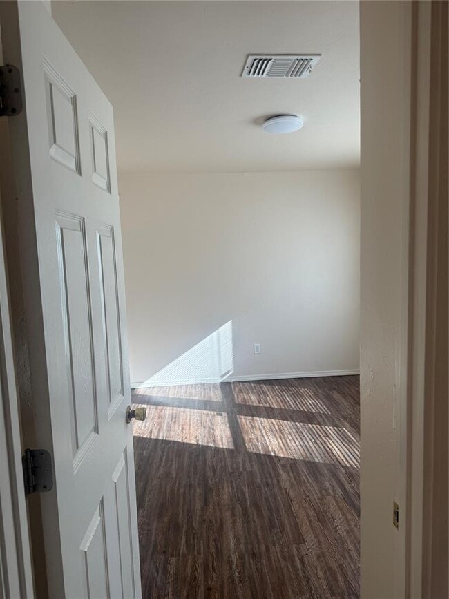 Building Photo - 1609 NW 150th Terrace