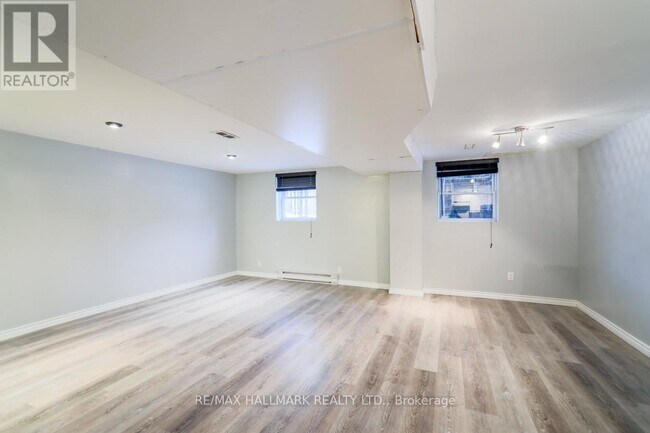 Photo du bâtiment - 18 Northview Ave