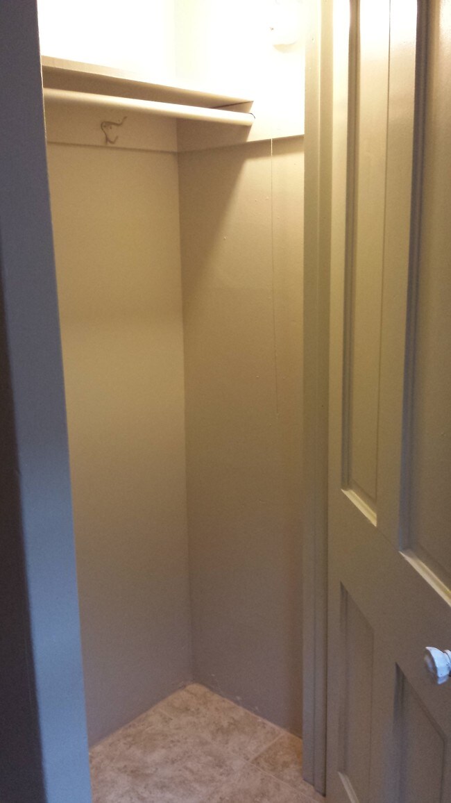 Entry Coat Closet - 1492 Michigan Ave
