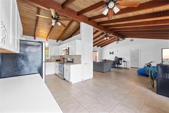 Building Photo - 4511 Sea Grape Dr