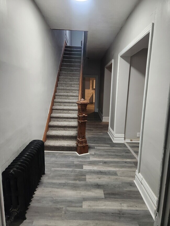 Foto del edificio - 147 Jucunda St