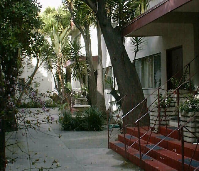Foto del edificio - 1424-38 Gardner Street,