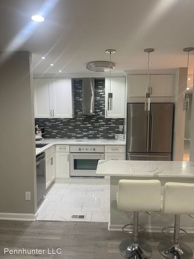 Foto del edificio - 2 br, 2.5 bath House - 1533 Gregg St. #B