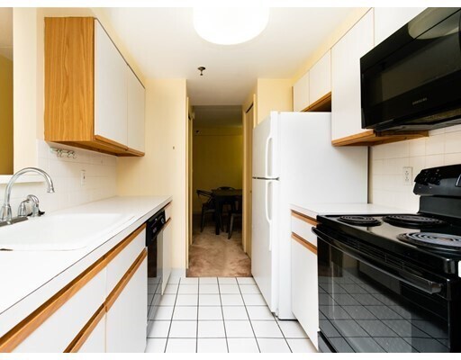 Foto del edificio - 1933 Commonwealth Ave