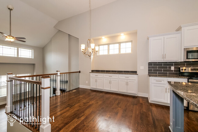 Building Photo - 7290 Northwest Forest Lakes Drive, Parkvil...