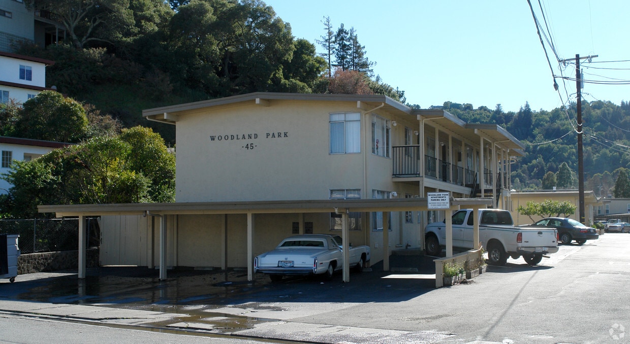 Primary Photo - Woodland Park Apartments