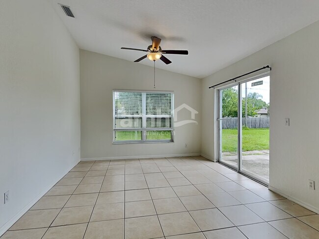 Foto del edificio - 1641 SE Mariner Ln