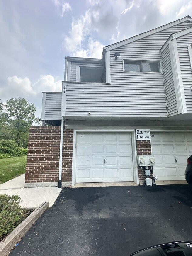 Foto principal - 101 Mary Ann Ct