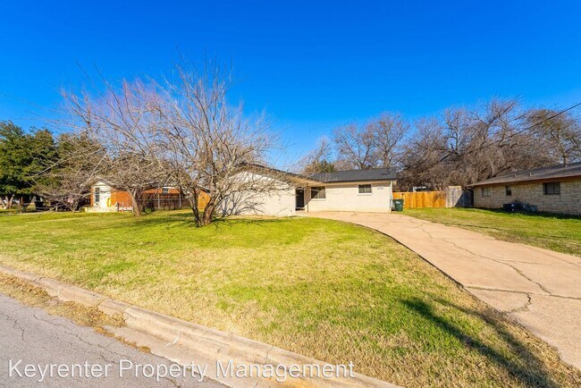 Foto del edificio - 2 br, 1 bath House - 4306 Shallowbrook Trl...