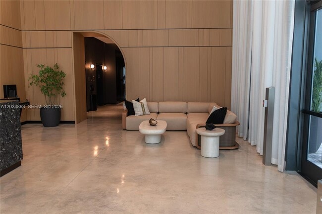 Foto del edificio - 121 NE 5th St