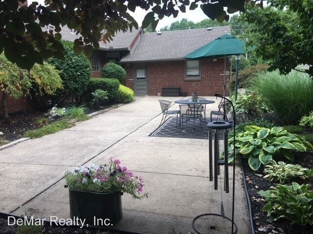 Building Photo - 3 br, 2.5 bath House - 733 Ewing Rd.