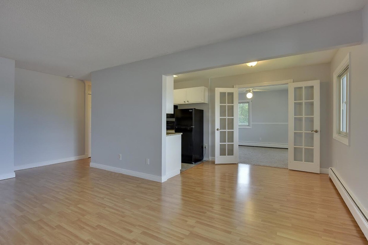 4371 Wilshire Blvd, Mound, MN 55364 Condo for Rent in Mound, MN