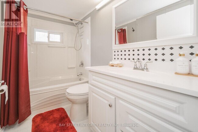 Photo du bâtiment - 74 De La Salle Blvd