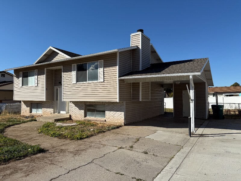 Primary Photo - 603 N Fairfield Rd