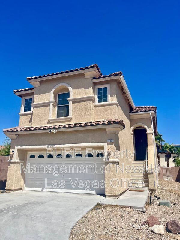 Building Photo - 102 La Padania Ave