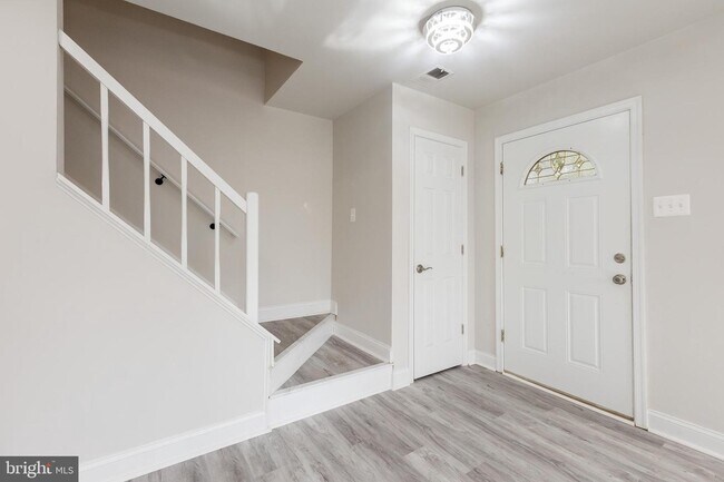 Building Photo - 18640 Mustard Seed Ct