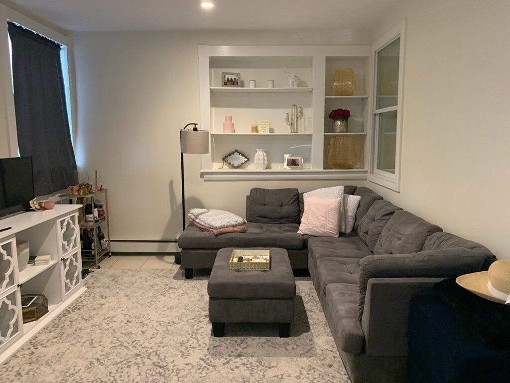 Foto principal - 11 Regent Cir
