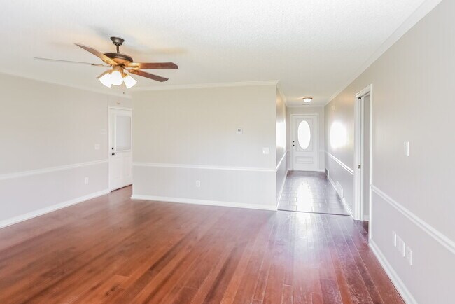 Building Photo - 4365 Barrymor Dr