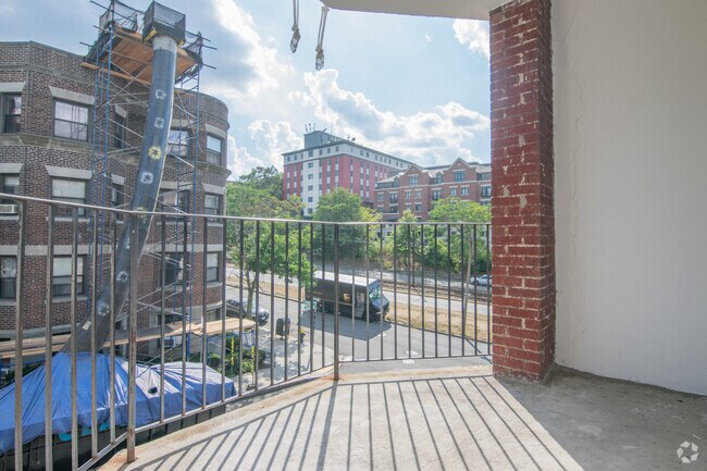 Building Photo - 43 Boulevard Terrace