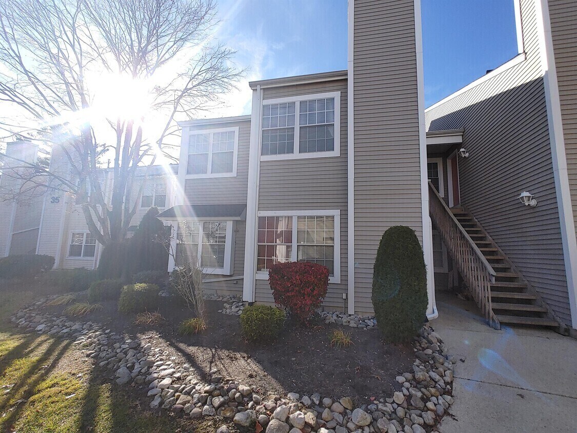 Foto principal - 53 Driftwood Ct