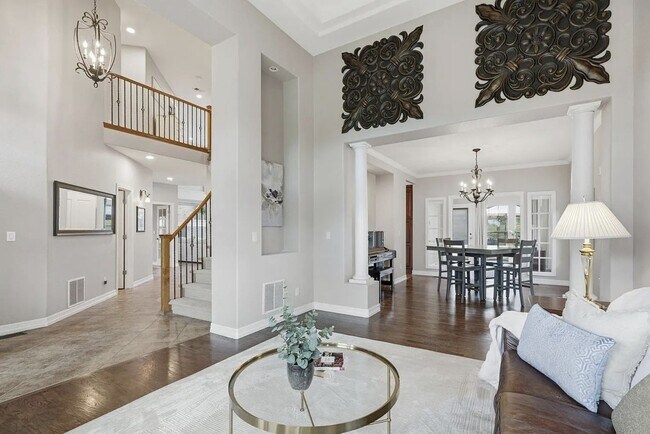Foto del edificio - 2212 Ridgetrail Dr