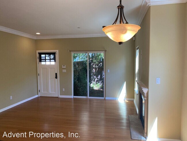 Building Photo - 2 br, 2 bath House - 3719A Maybelle Avenue