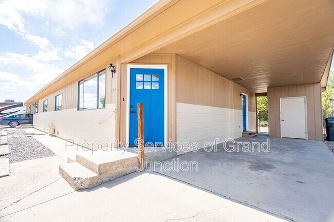 Building Photo - 3238-D 1/4 D 1/4 Rd