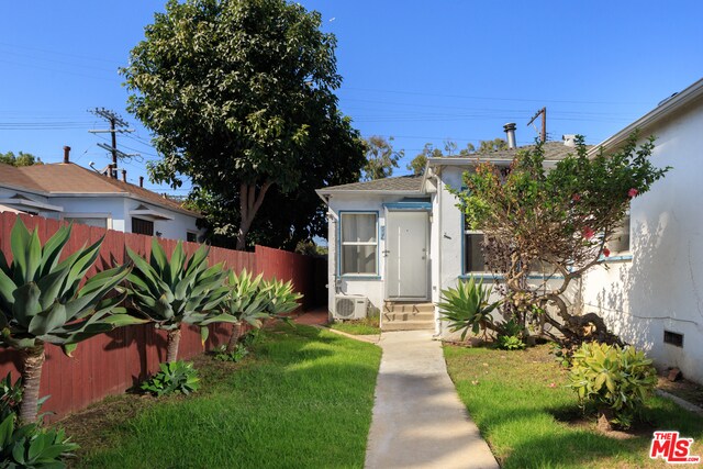 Foto del edificio - 537 Washington Blvd