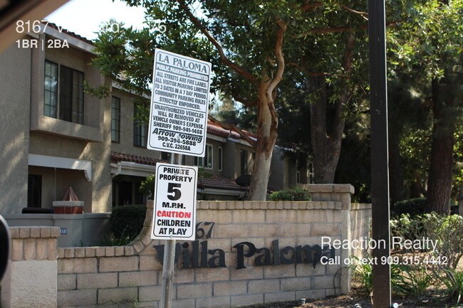 Foto del edificio - 8167 Vineyard Ave