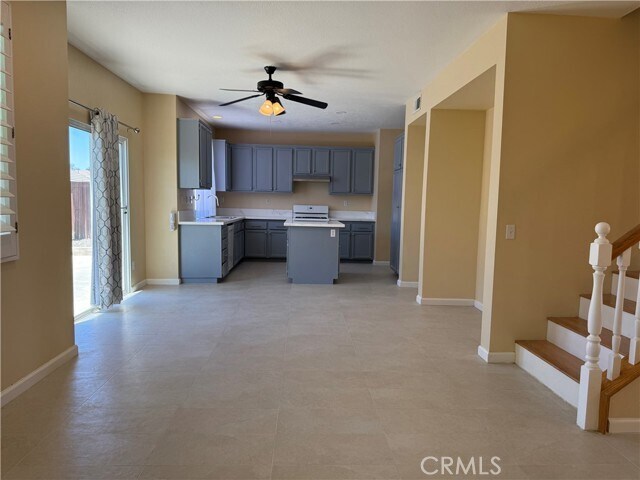 Foto del edificio - 42171 Orange Blossom Dr