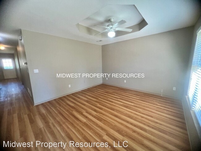 Building Photo - 2 br, 1 bath House - 308B NE 6th St, Oak G...