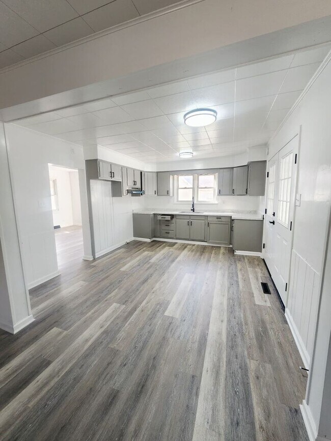 Foto del edificio - 564 Haller St