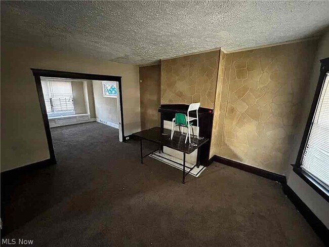 Foto del edificio - 639 E 107th St
