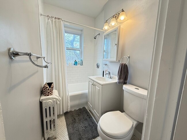 Building Photo - 20 Concord Ave