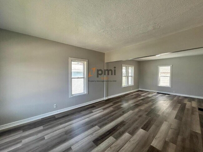 Foto del edificio - 906 2nd St