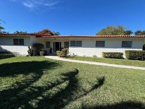 Building Photo - 2502 SW 58th Ave