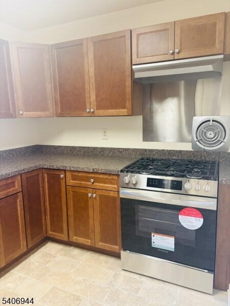 Foto del edificio - 181 Long Hill Rd