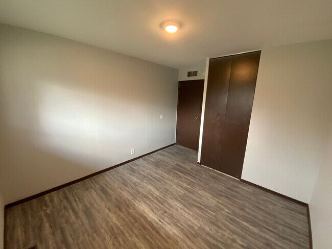 Foto del edificio - 1001 E Seminary St