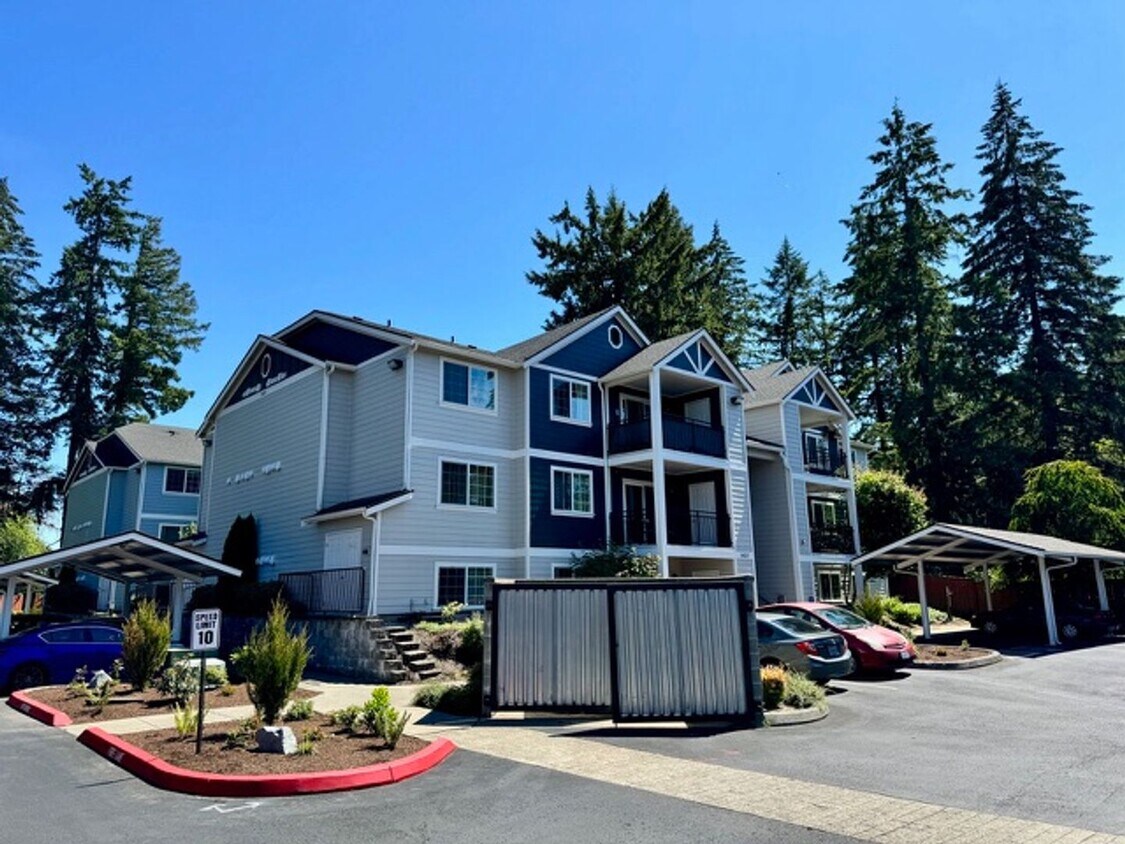 Primary Photo - PENDING APPLICATION; Remodeled Westside Co...