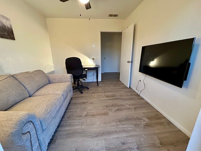 Living Room - 4234 E Western Dr