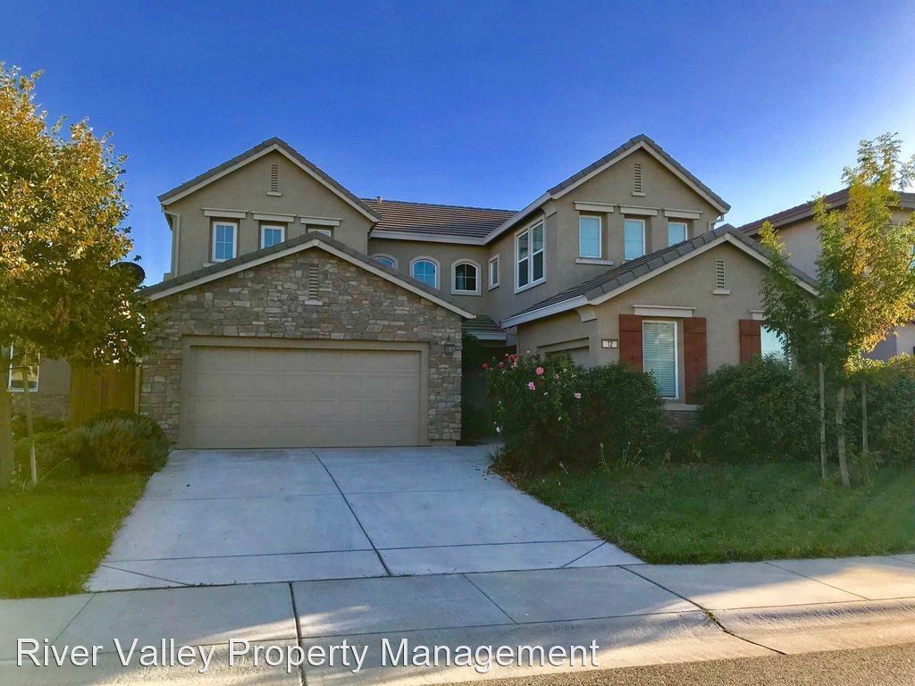 Foto principal - 4 br, 3 bath House - 12 Okeefe Ct