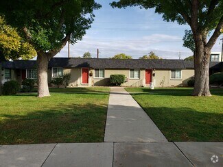 Building Photo - 757 Simpson Ave