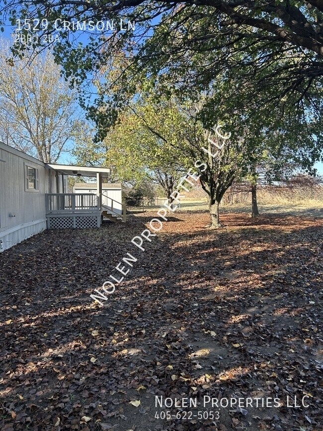 Foto del edificio - 1529 Crimson Ln