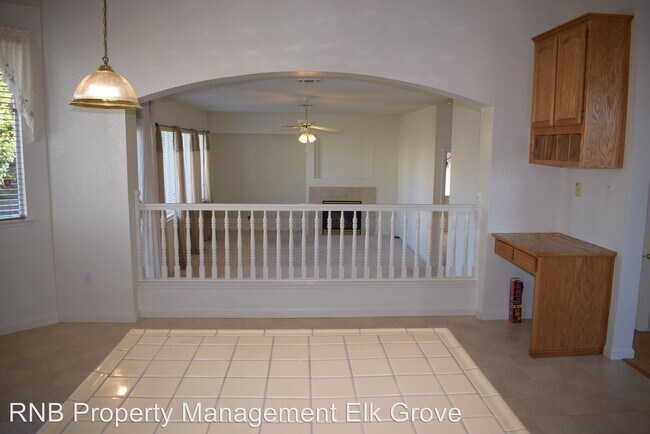 Building Photo - 5 br, 3 bath House - 1007 Blackwell Way